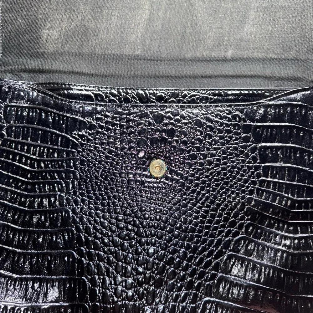 New Vintage Contessa genuine Leather crocodile embossed shoulder purse/ Clutch